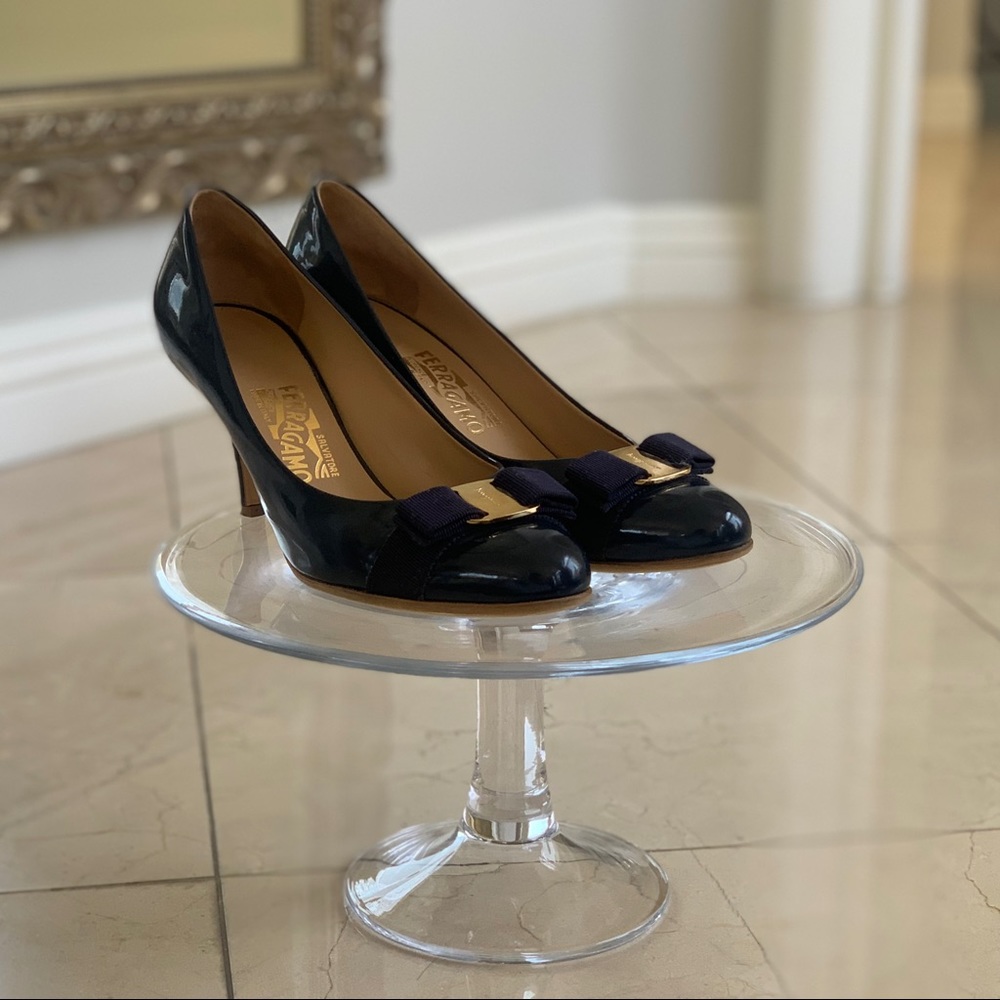 Salvatore Ferragamo Carla Leather Pumps
